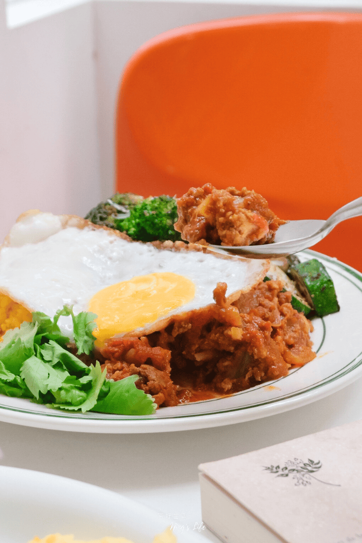 逗之早午餐｜台南老宅活力早午餐推薦！雞腿排、乾咖哩營養美味