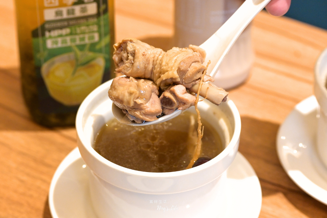滬舍餘味西屯店|蟬聯6年米其林必比登推薦!必點鮮肉+翡翠生煎包 - 第15張圖 滬舍餘味西屯店|蟬聯6年米其林必比登推薦!必點鮮肉+翡翠生煎包
