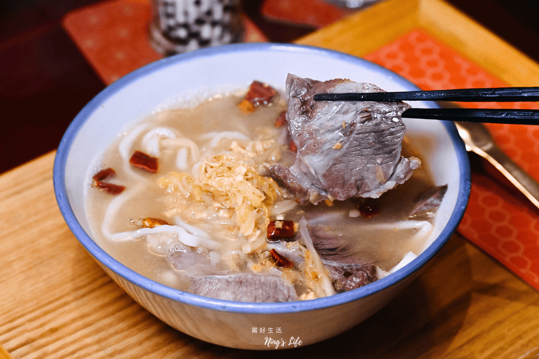 有春茶館｜台中台菜推薦！老雪菜燒肉麵、麵茶炸年糕人氣必吃，夏日古早味甜點、蜜糖粳粽冰強勢登場