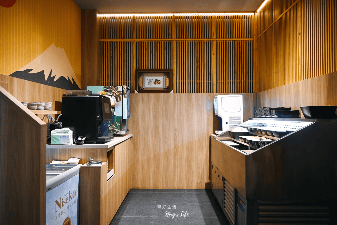 灰鴿/鍋｜當日壽星幾歲送幾隻蝦！台中南屯澎湃火鍋一試成主顧