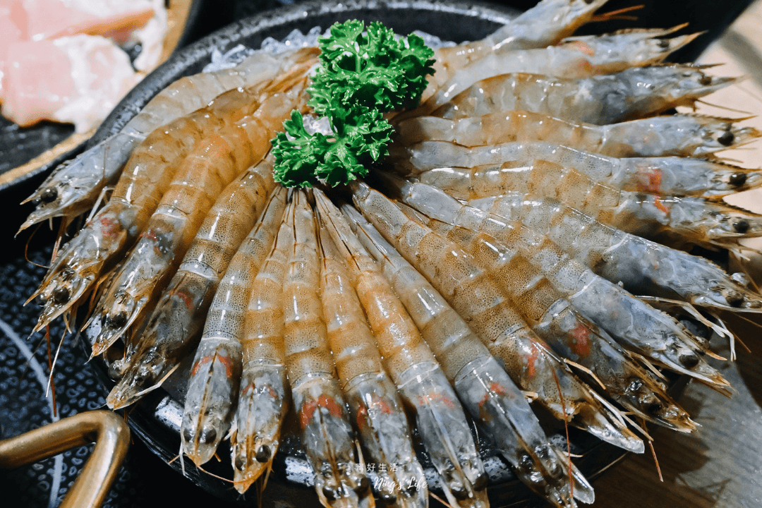 灰鴿/鍋｜當日壽星幾歲送幾隻蝦！台中南屯澎湃火鍋一試成主顧