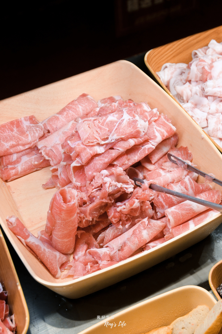 新竹真涮吃到飽火鍋|399起8種肉品無限吃!推薦撈派滑牛手切雞柳 - 第15張圖 新竹東區吃到飽火鍋真涮到飽火鍋推薦菜單價位@寗好生活