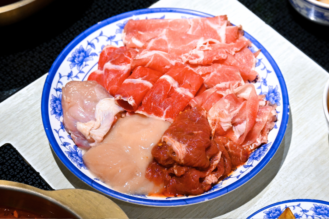新竹真涮吃到飽火鍋|399起8種肉品無限吃!推薦撈派滑牛手切雞柳 - 第19張圖 新竹東區吃到飽火鍋真涮到飽火鍋推薦菜單價位@寗好生活