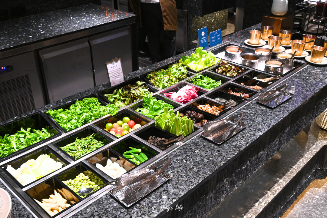 島語台中漢神洲際店|2090假日晚餐開箱!半尾龍蝦值得嗎?9大餐區推薦菜色介紹 - 第52張圖 島語台中漢神洲際店餐期價位假日晚餐菜單開箱半尾龍蝦9大餐區推薦菜色介紹@寗好生活